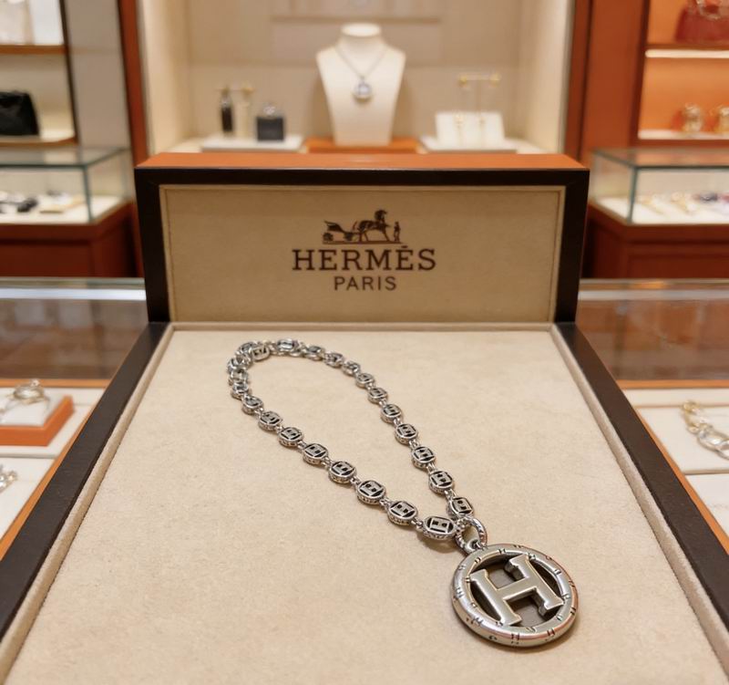 Hermes Necklace 04yxs02 (5)