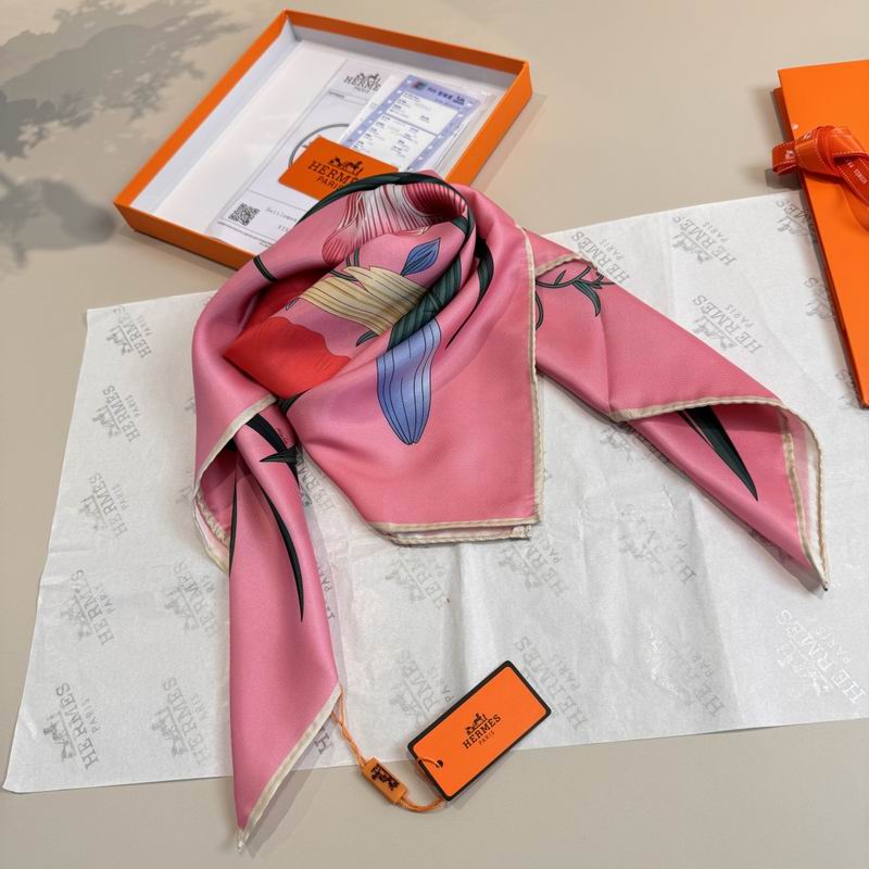 Hermes Silk Scarf 90X90cm E01 (22)