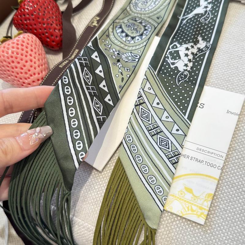 Hermes Silk ribbon E08 (1)