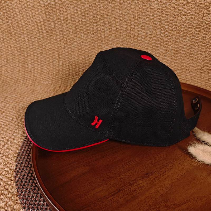 Hermes cap dx (580)