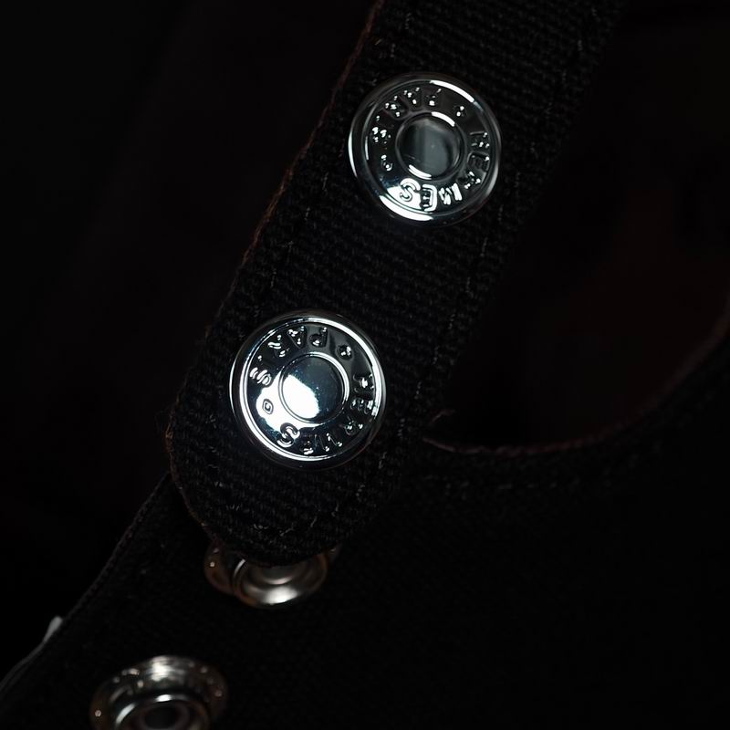 Hermes cap dx (584)