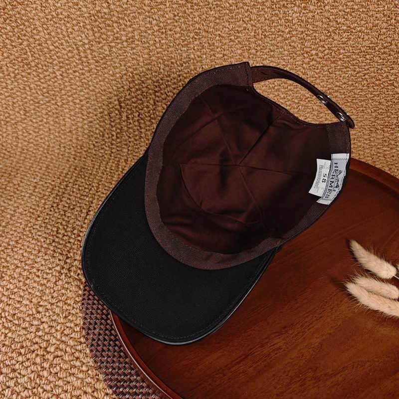 Hermes cap dx (585)