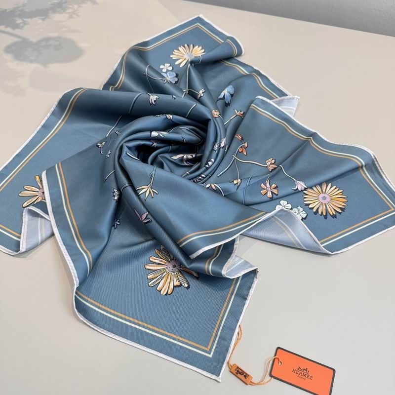 Hermes silk scarf 90X90cm E05 (11)