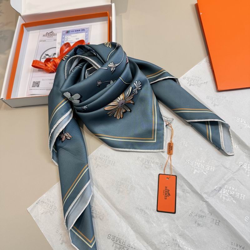 Hermes silk scarf 90X90cm E05 (12)