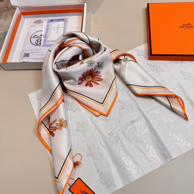 Hermes silk scarf 90X90cm E05 (21)