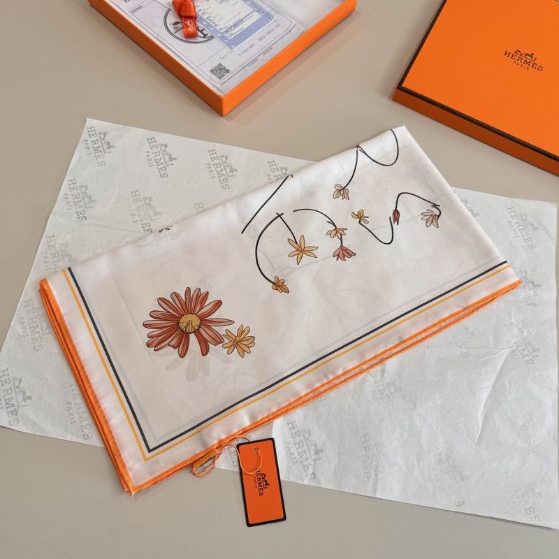 Hermes silk scarf 90X90cm E05 (24)