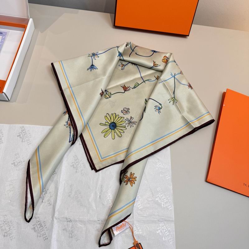 Hermes silk scarf 90X90cm E05 (42)