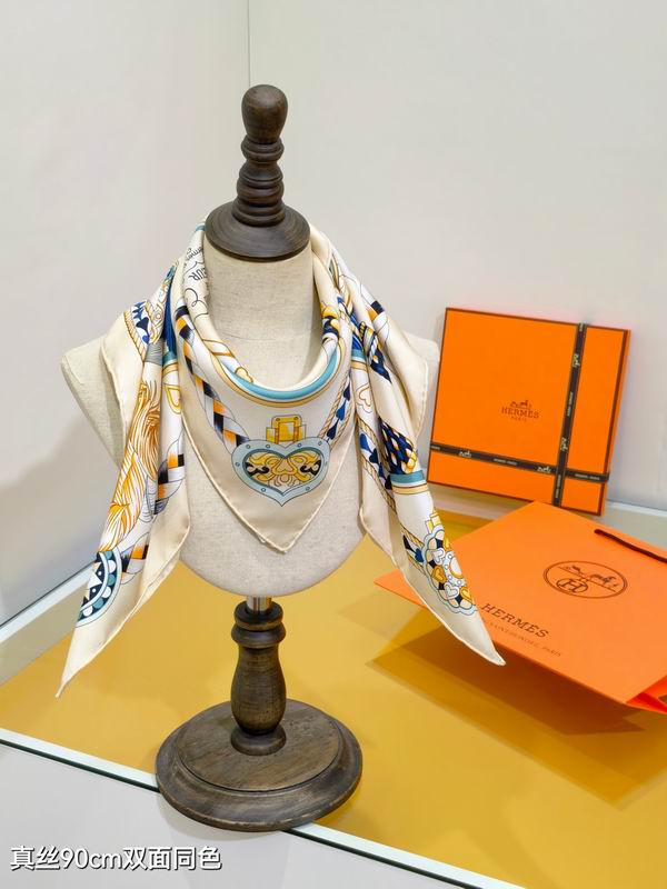 Hermes silk scarf 90X90cm E27 (12)