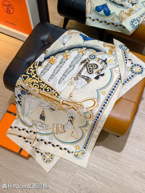Hermes silk scarf 90X90cm E27 (16)