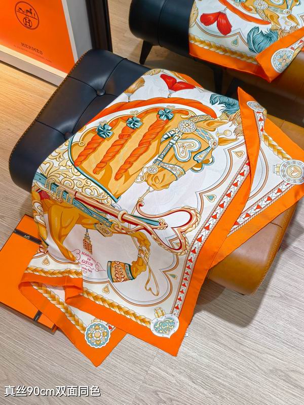Hermes silk scarf 90X90cm E27 (6)