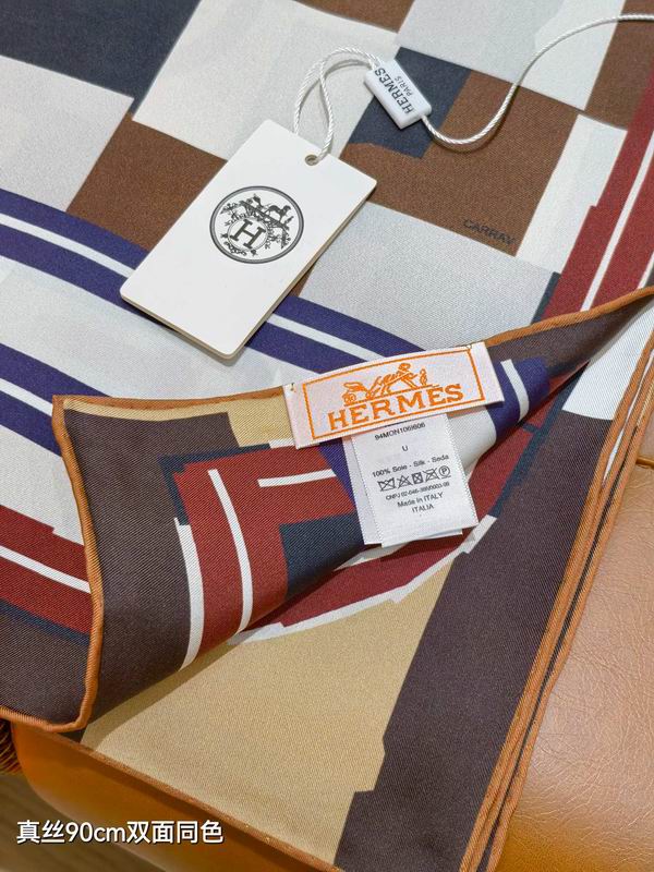 Hermes silk scarf 90X90cm E35 (4)