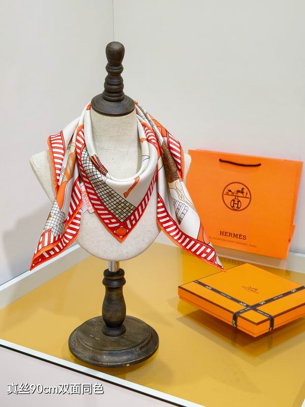 Hermes silk scarf 90X90cm E36 (2)