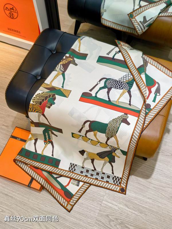 Hermes silk scarf 90X90cm E36 (26)