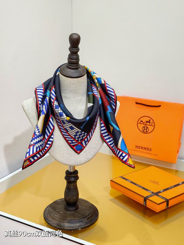 Hermes silk scarf 90X90cm E36 (32)