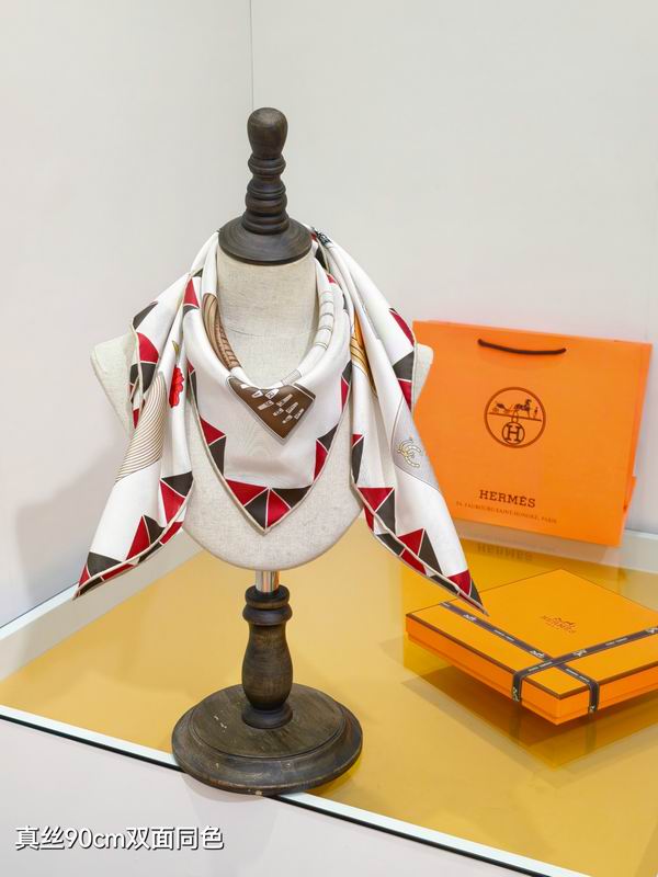 Hermes silk scarf 90X90cm E38 (2)
