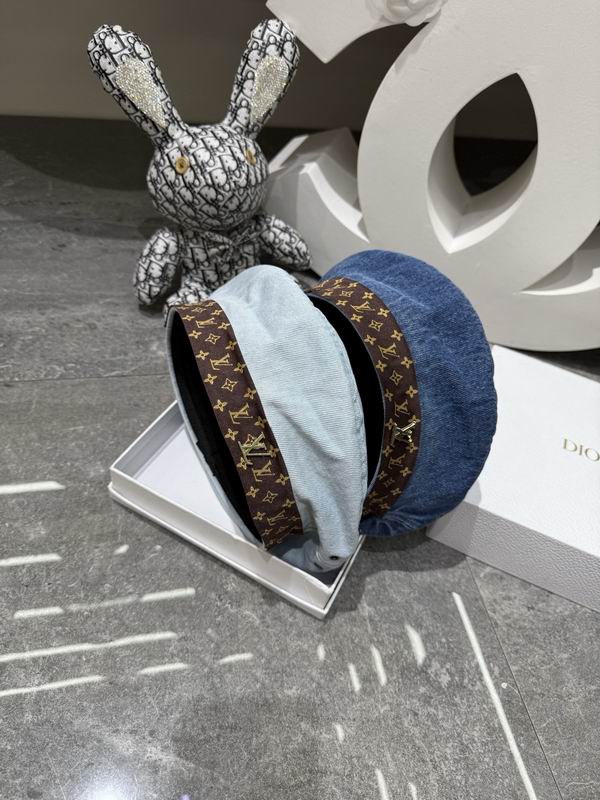 LV Beret dx (41)