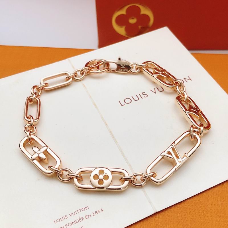 LV Bracelet  04yxs01 (4)