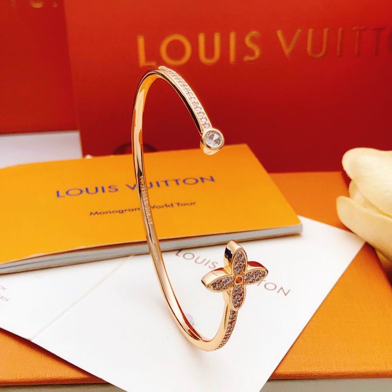 LV Bracelet  04yxs04 (4)