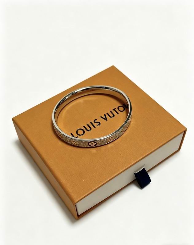 LV Bracelet  04yxs05 (13)