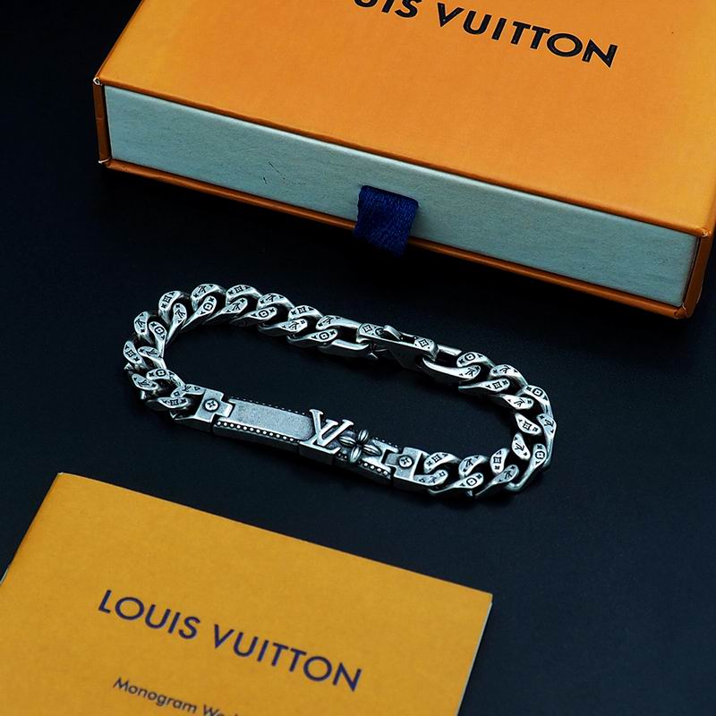 LV Bracelet  04yxs06 (10)