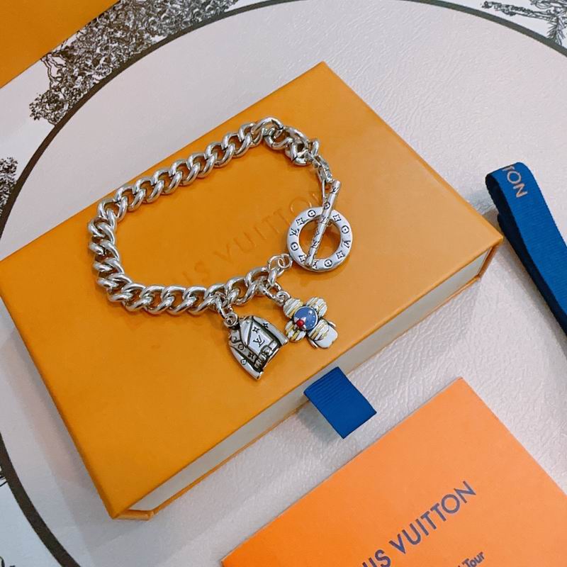 LV Bracelet  04yxs104 (8)