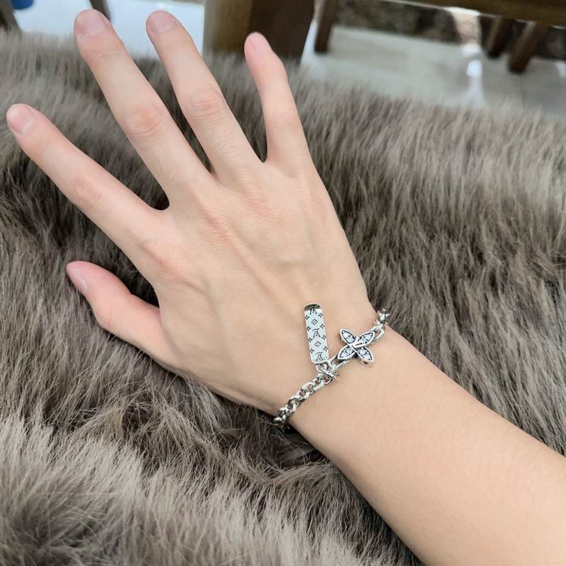 LV Bracelet  04yxs106 (4)