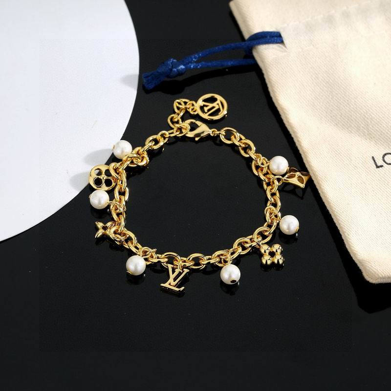 LV Bracelet  04yxs109 (6)