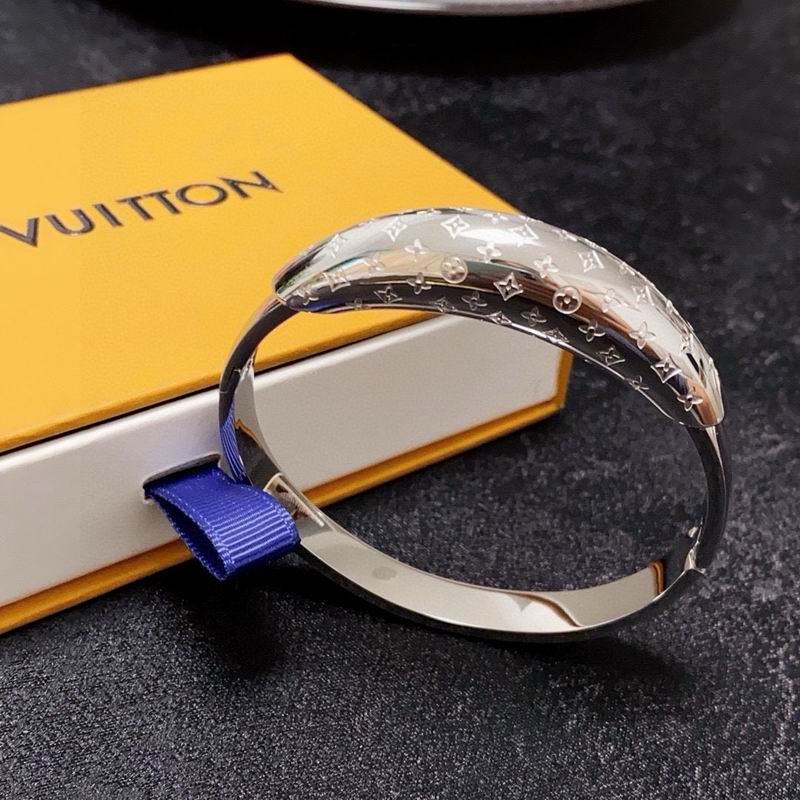 LV Bracelet  04yxs113 (8)