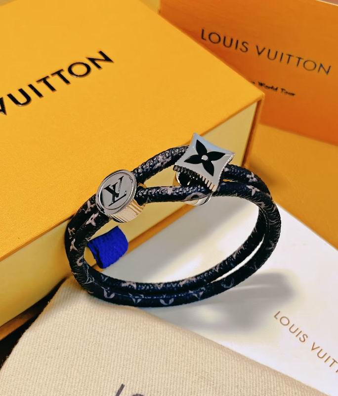 LV Bracelet  04yxs115 (2)