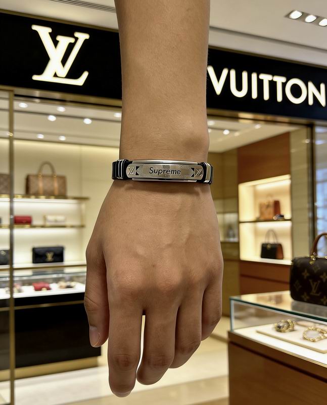 LV Bracelet  04yxs125 (8)