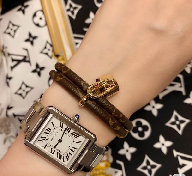 LV Bracelet  04yxs135 (4)