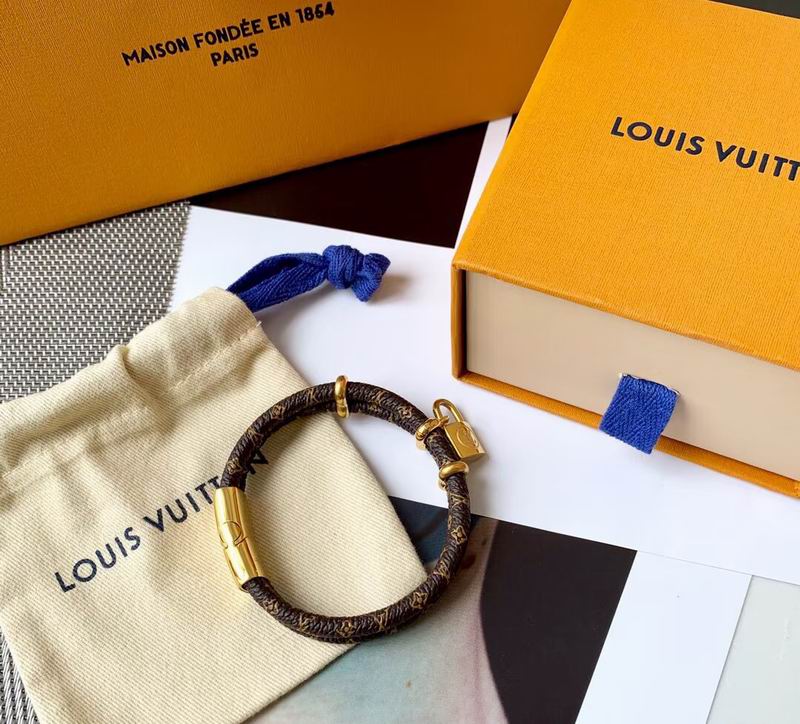 LV Bracelet  04yxs135 (6)