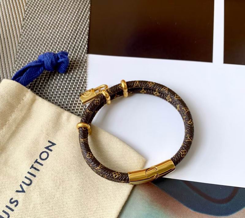 LV Bracelet  04yxs135 (8)