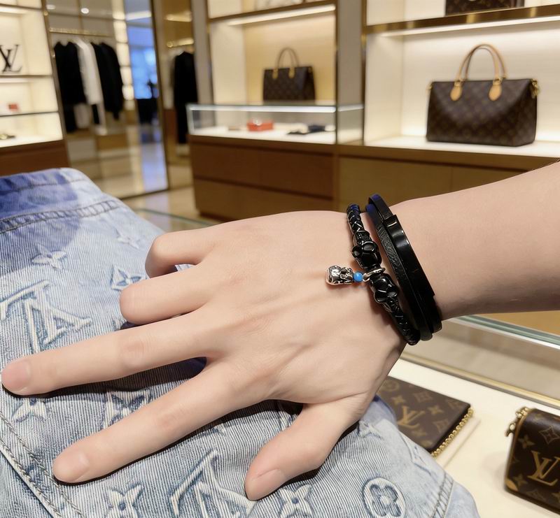 LV Bracelet  04yxs140 (8)