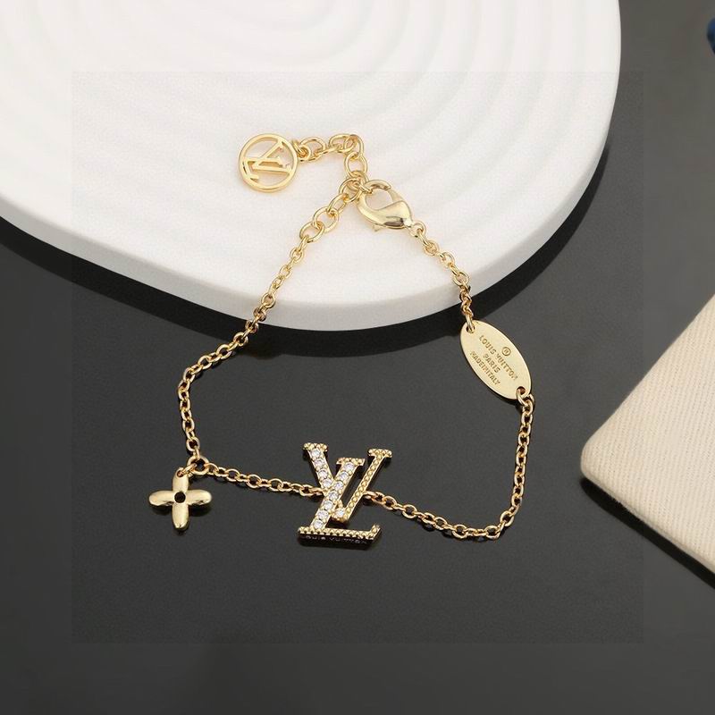 LV Bracelet  04yxs144 (4)