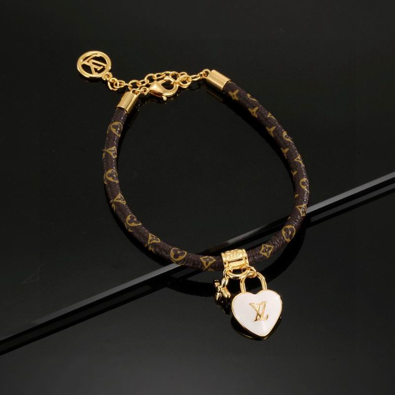 LV Bracelet  04yxs20 (4)