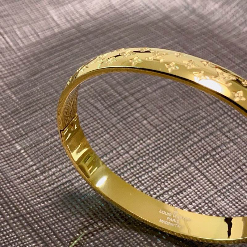 LV Bracelet  04yxs30 (2)