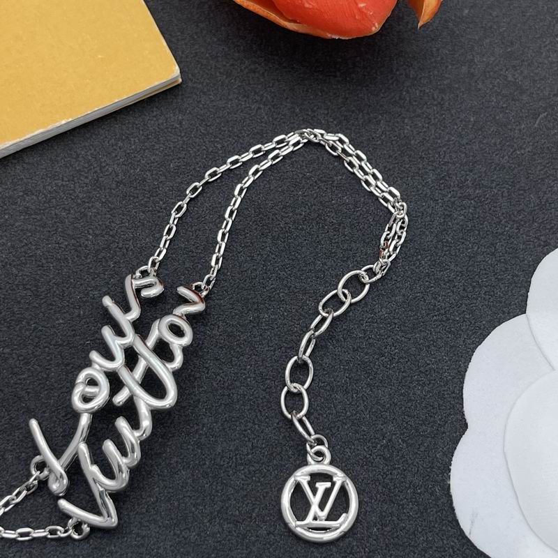 LV Bracelet  04yxs33 (6)