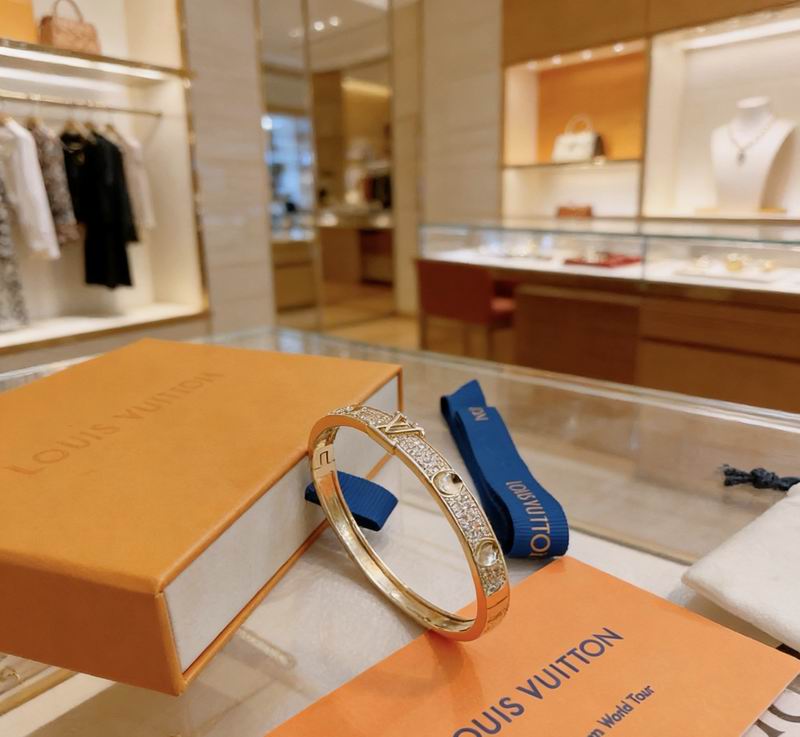 LV Bracelet  04yxs35 (7)