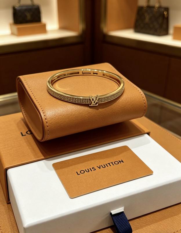 LV Bracelet  04yxs41 (9)