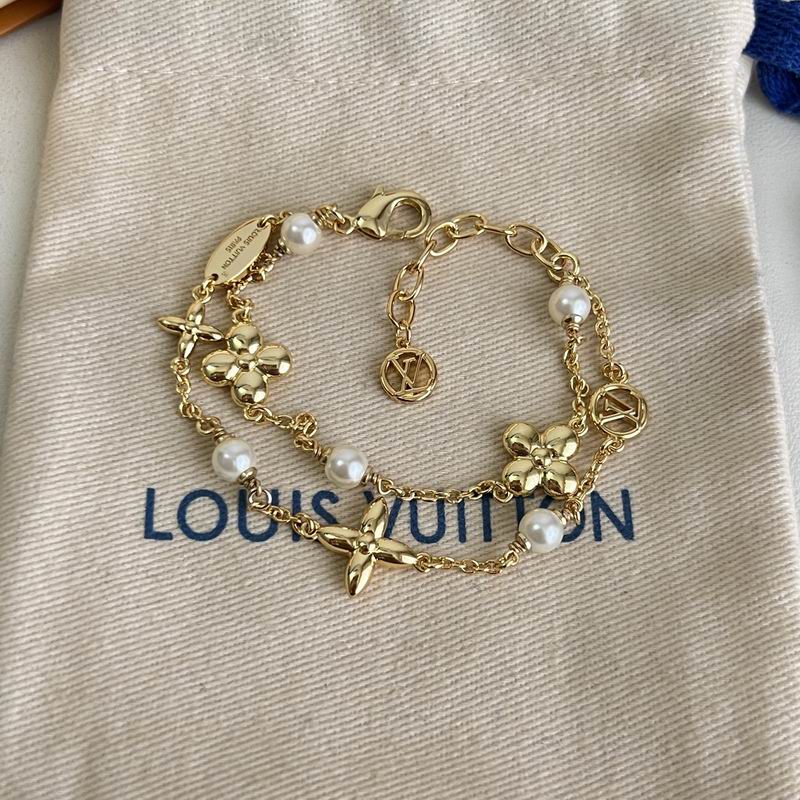 LV Bracelet  04yxs45 (11)