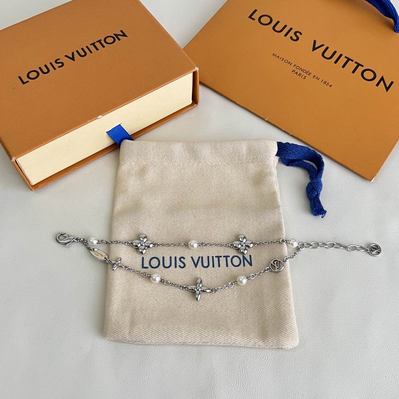 LV Bracelet  04yxs45 (4)