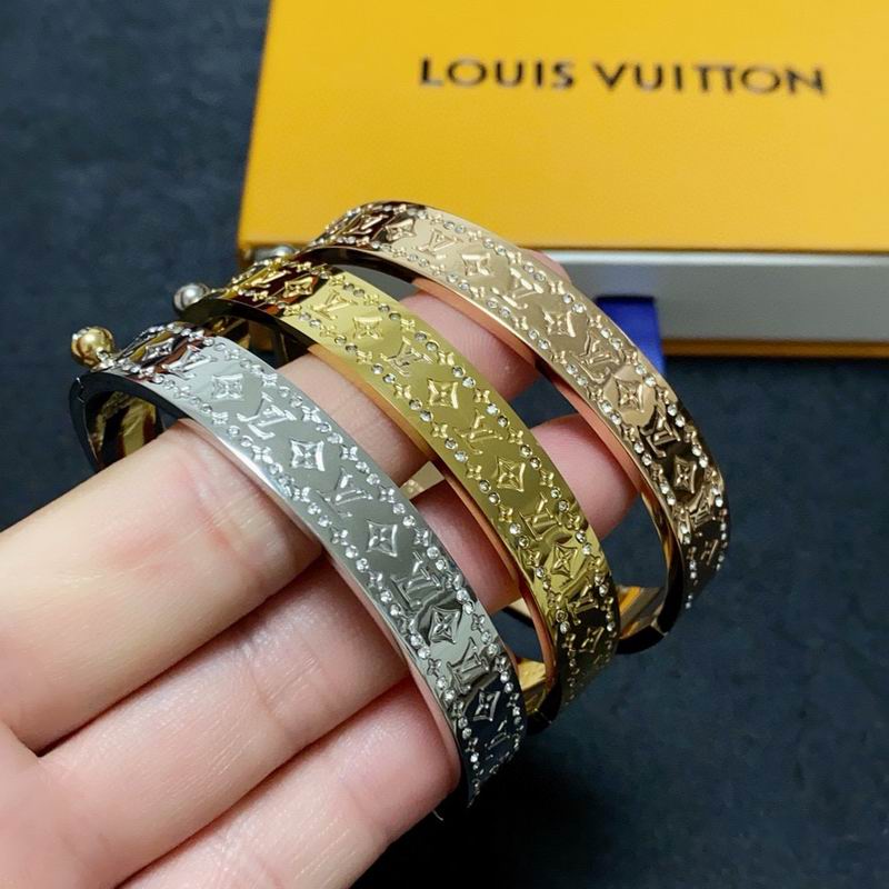 LV Bracelet  04yxs49 (8)