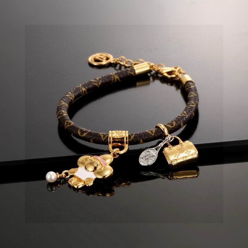 LV Bracelet  04yxs50 (4)