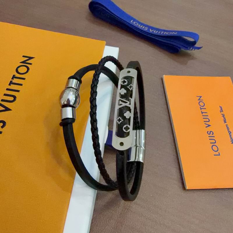 LV Bracelet  04yxs61 (8)