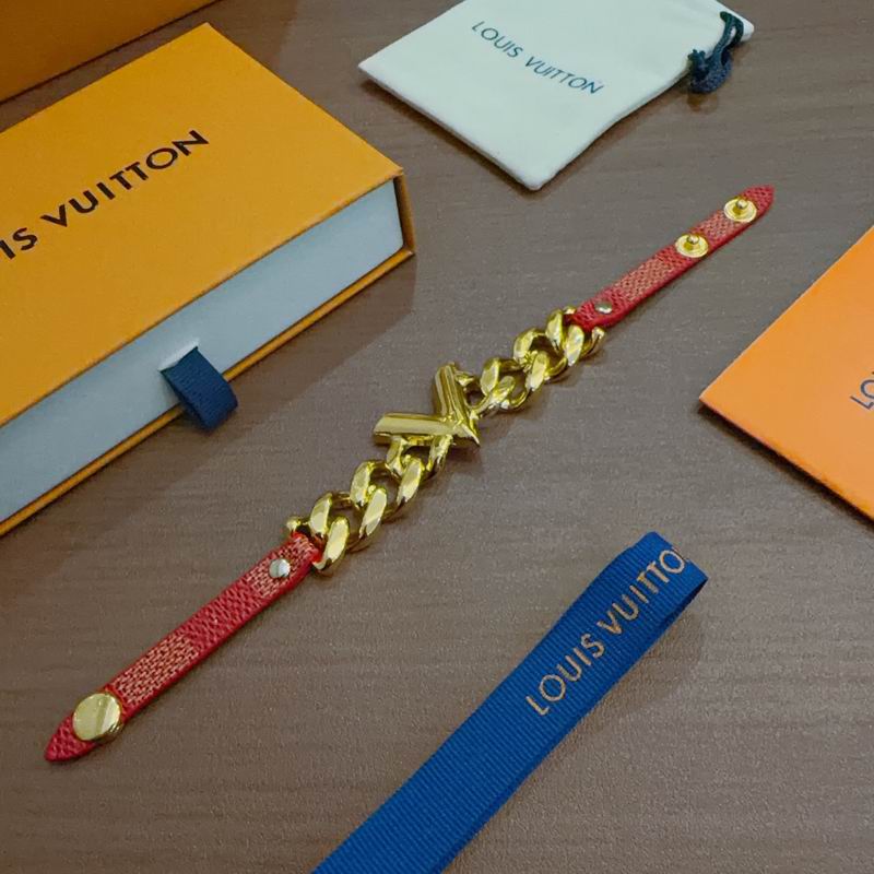 LV Bracelet  04yxs64 (6)