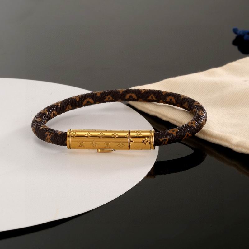 LV Bracelet  04yxs75 (8)