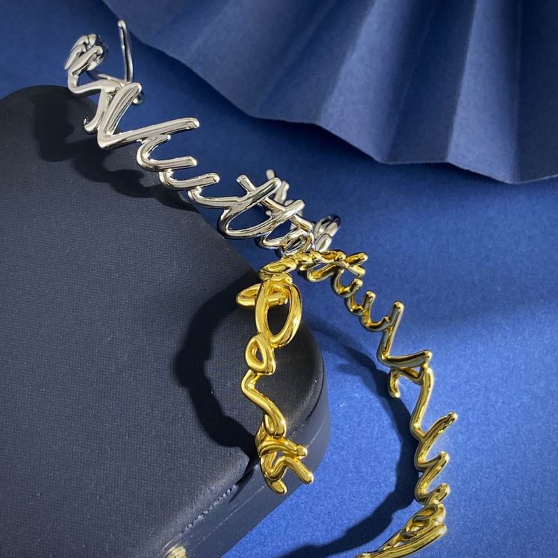 LV Bracelet  04yxs77 (9)
