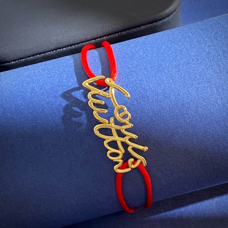 LV Bracelet  04yxs78 (3)