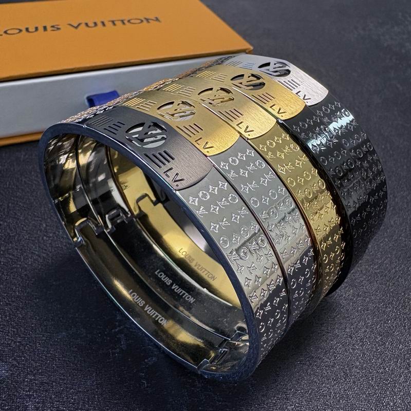 LV Bracelet  04yxs83 (7)